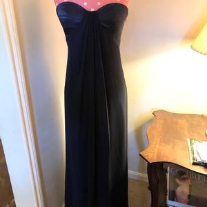 La femme navy blue formal dress
